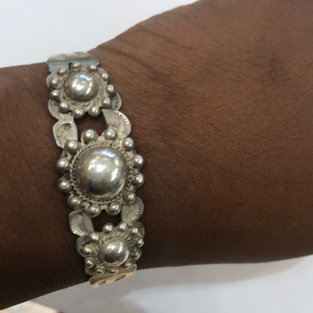 Silver Cuff Bangle - image 7
